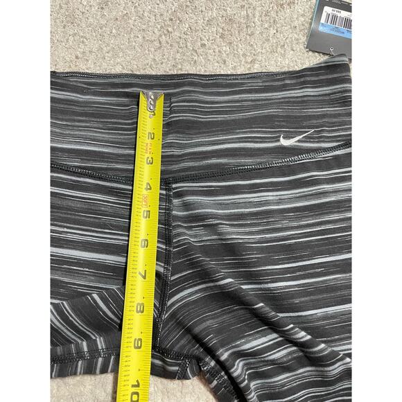 NWT Nike Dri Fit Leggings Women's Size Medium Gray White Stripe 645798 MSRP $55 - Picture 3 of 9